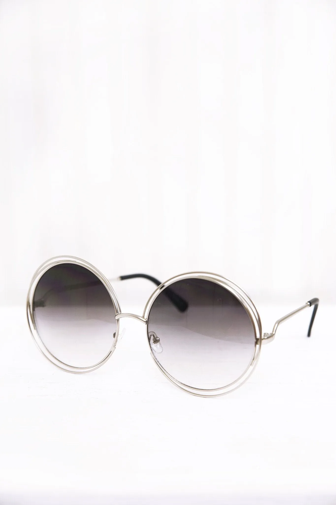 Disco Babe Round Shades - Silver/Blue