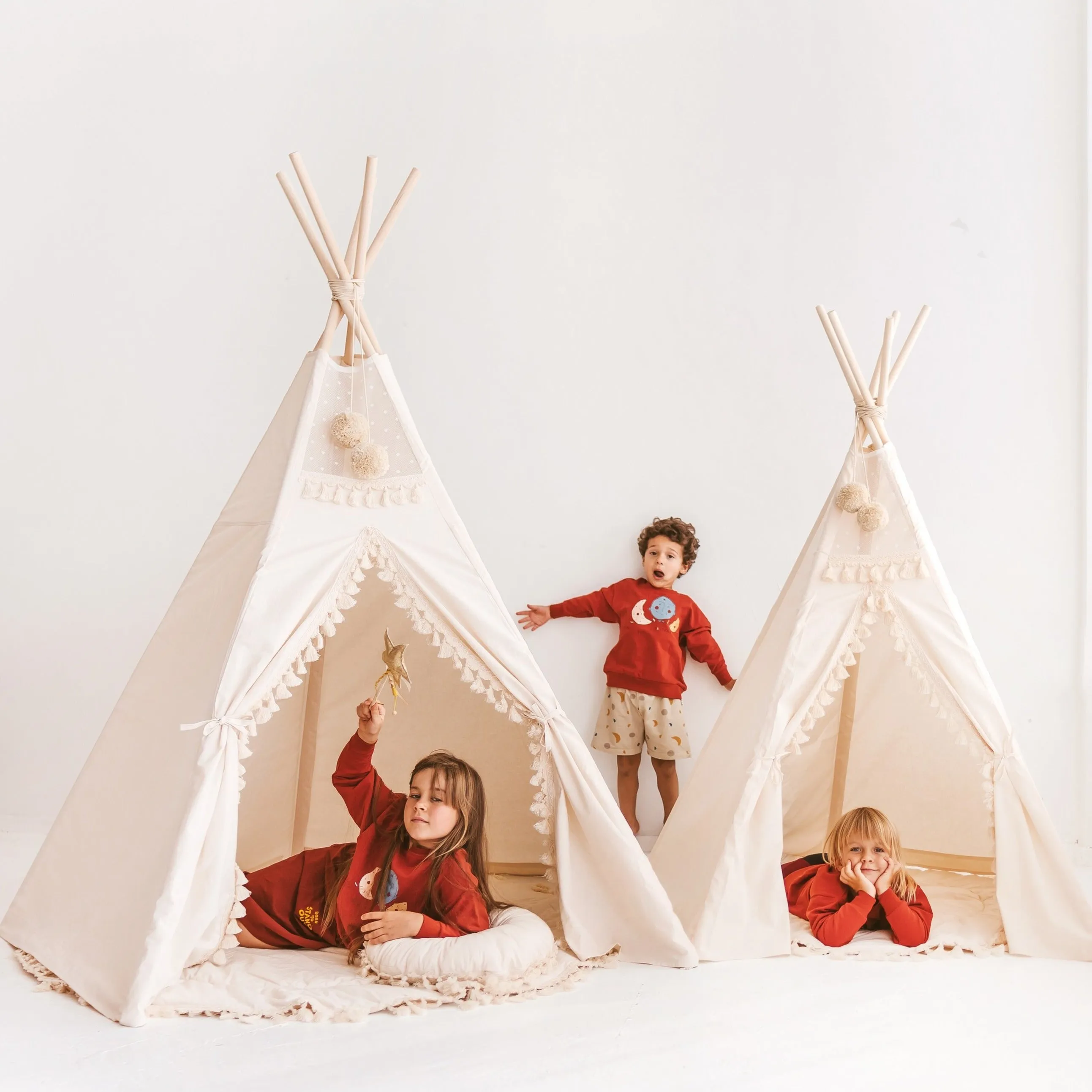 Minicamp Extra Large Indoor Teepee Tent With Tassels Decor In Boho Style